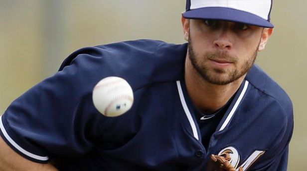 Tyler Thornburg fields a comebacker